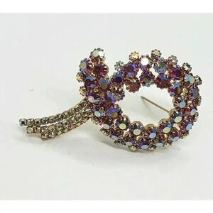 Vintage Juliana D&E Purple AB Rhinestone Pin Brooch Ribbon Swirl